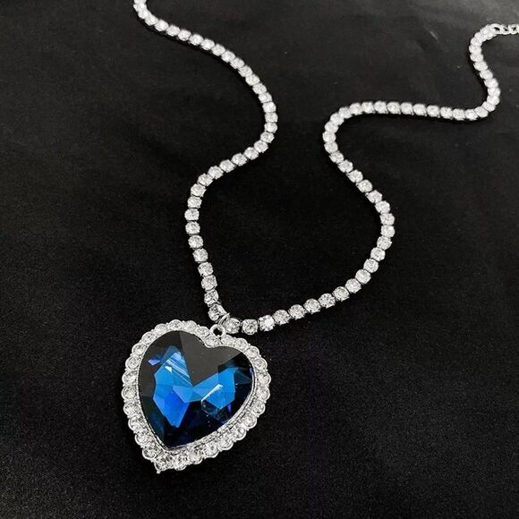 💕Brand New Titanic Blue Heart of The Ocean Love Forever Pendant Necklace - Picture 5 of 6
